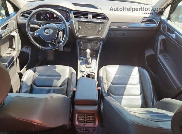 3VV4B7AX5KM181937 2019 VOLKSWAGEN TIGUAN Green წინა პანელის ხედი