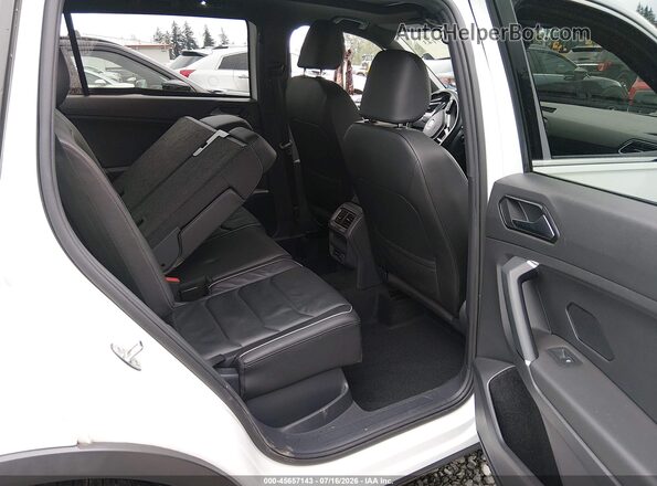 3VV4B7AX6JM201417 2018 VOLKSWAGEN TIGUAN White 