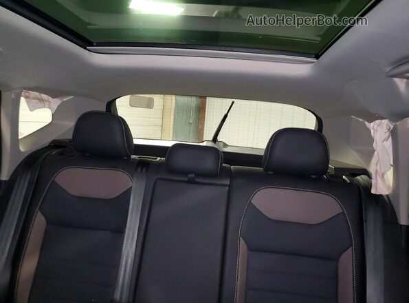 3VV4X7B24RM081374 2024 VOLKSWAGEN TAOS Белый Вид задних сидений