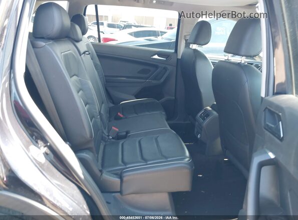 3VV5B7AX0JM116657 2018 VOLKSWAGEN TIGUAN Черный Вид наклейки с VIN-кодом