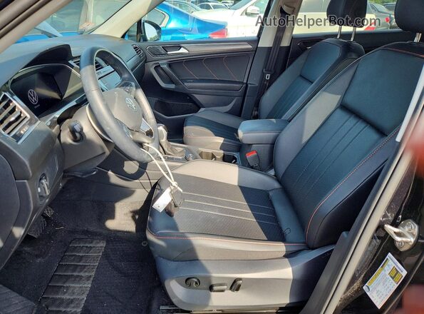 3VV5B7AX7RM212913 2024 VOLKSWAGEN TIGUAN Black Vista interior delantera