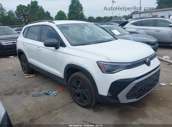 3VV5C7B2XSM024554 2025 VOLKSWAGEN TAOS White Вид задньої частини салону