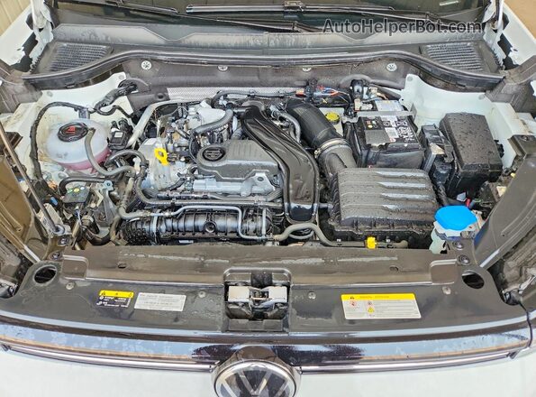 3VV5C7B2XSM033478 2025 VOLKSWAGEN TAOS White Widok komory silnika