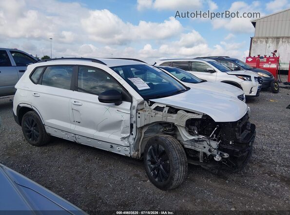 3VV5X7B21RM068005 2024 VOLKSWAGEN TAOS Белый Панорамный вид салона 360°