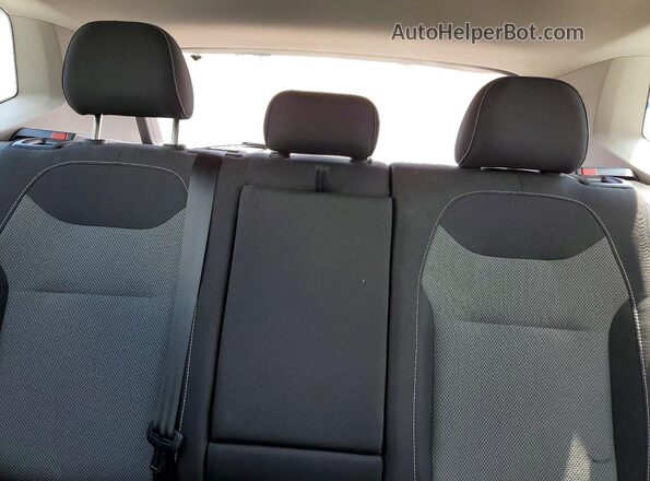 3VV5X7B22RM093608 2024 VOLKSWAGEN TAOS Black Rear seats view