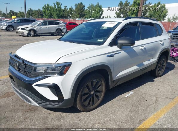 3VV5X7B25RM130683 2024 VOLKSWAGEN TAOS White წინა მარცხენა ხედი სამი მეოთხედიდან