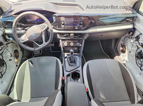 3VV5X7B28RM058071 2024 VOLKSWAGEN TAOS White Dashboard view