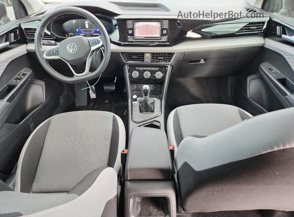 3VV5X7B28RM111349 2024 VOLKSWAGEN TAOS Белый Вид панели приборов