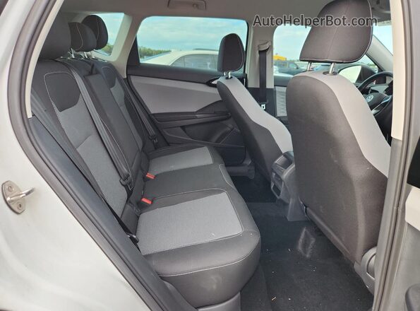 3VV5X7B28RM111349 2024 VOLKSWAGEN TAOS Белый Вид задних сидений
