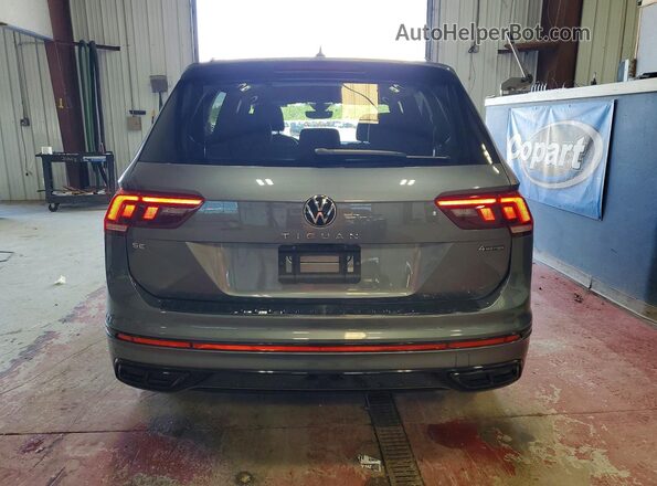 3VV8B7AX0NM098521 2022 VOLKSWAGEN TIGUAN Gray Vista trasera
