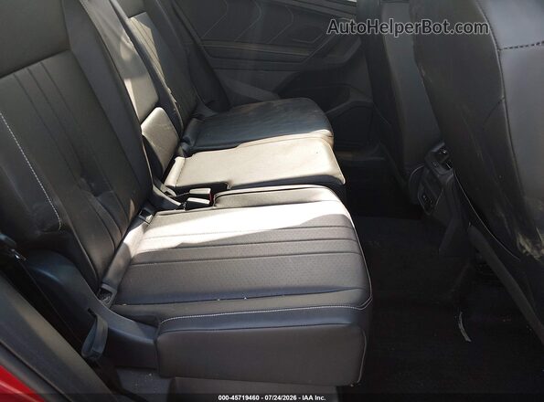 3VV8B7AX0RM229002 2024 VOLKSWAGEN TIGUAN Красный Вид наклейки с VIN-кодом