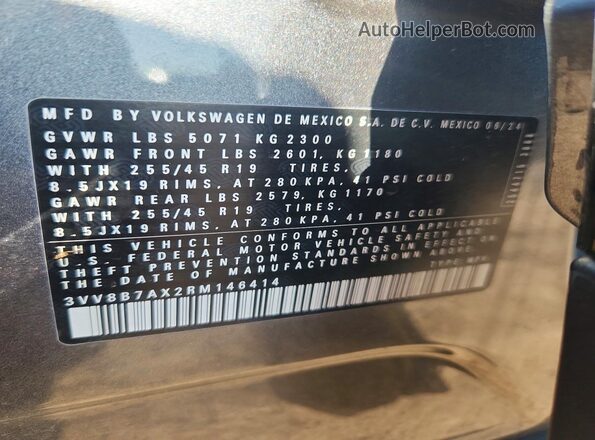 3VV8B7AX2RM146414 2024 VOLKSWAGEN TIGUAN Gray Engine compartment view