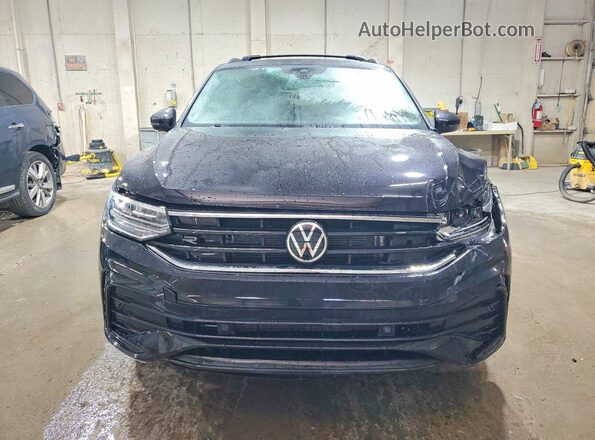 3VV8B7AX4NM000445 2022 VOLKSWAGEN TIGUAN Black Front view