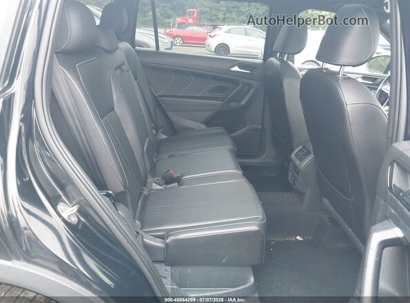 3VV8B7AX4NM087084 2022 VOLKSWAGEN TIGUAN Black Вид наклейки з VIN-кодом