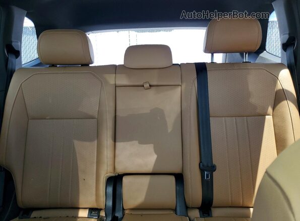 3VV8B7AX4PM079568 2023 VOLKSWAGEN TIGUAN White Вид задніх сидінь