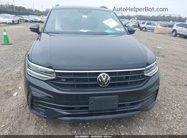 3VV8B7AX5PM006774 2023 VOLKSWAGEN TIGUAN Black Widok zestawu wskaźników