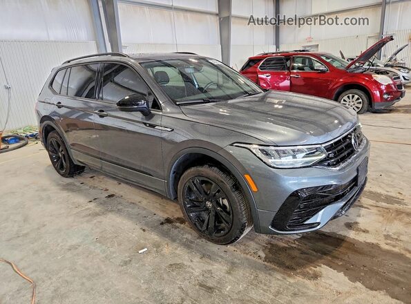 3VV8B7AX6RM182025 2024 VOLKSWAGEN TIGUAN Gray Delantero derecho