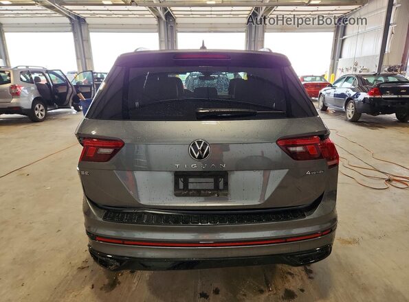 3VV8B7AX6RM182025 2024 VOLKSWAGEN TIGUAN Gray Vista trasera