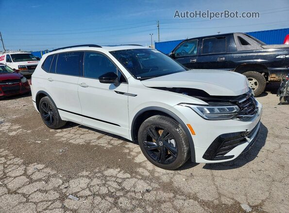 3VV8B7AX6RM230493 2024 VOLKSWAGEN TIGUAN White Front right