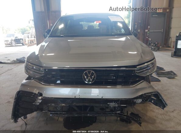 3VV8B7AX7RM115403 2024 VOLKSWAGEN TIGUAN Gray Front view