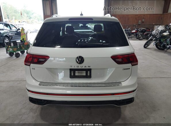 3VV8B7AX8NM174440 2022 VOLKSWAGEN TIGUAN Белый 