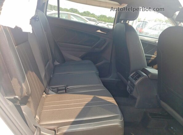 3VV8B7AX8PM077435 2023 VOLKSWAGEN TIGUAN White უკანა სალონის ხედი
