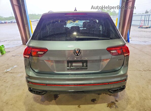3VV8B7AX9NM047969 2022 VOLKSWAGEN TIGUAN Gray უკანა ხედი