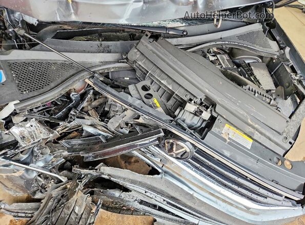 3VV8B7AX9NM047969 2022 VOLKSWAGEN TIGUAN Gray ძრავის განყოფილების ხედი
