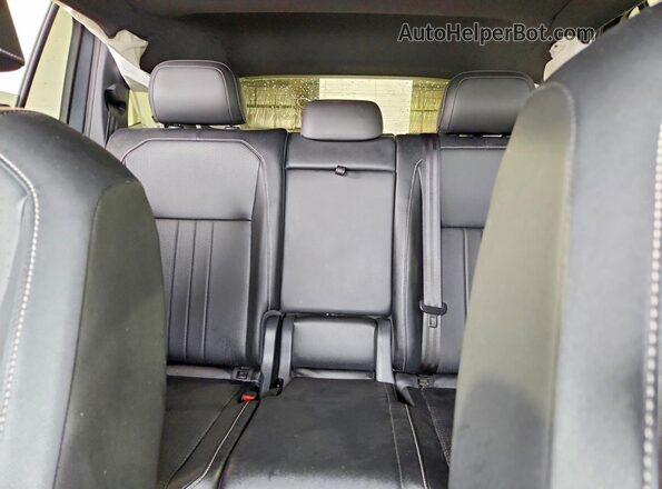 3VV8B7AX9NM047969 2022 VOLKSWAGEN TIGUAN Gray უკანა სავარძლების ხედი