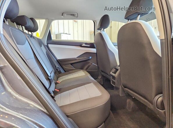 3VV8C7B23SM048627 2025 VOLKSWAGEN TAOS Gray Rear interior view