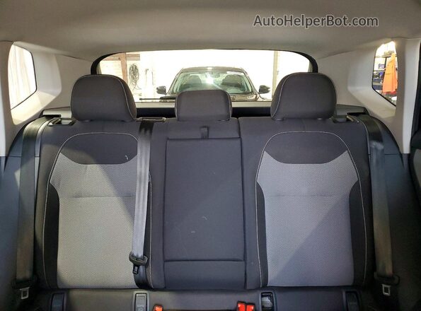 3VV8X7B26RM057501 2024 VOLKSWAGEN TAOS Black Հետևի նստատեղերի տեսք