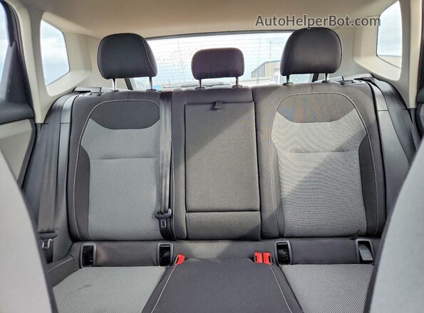 3VV8X7B26RM080356 2024 VOLKSWAGEN TAOS Черный Вид задних сидений