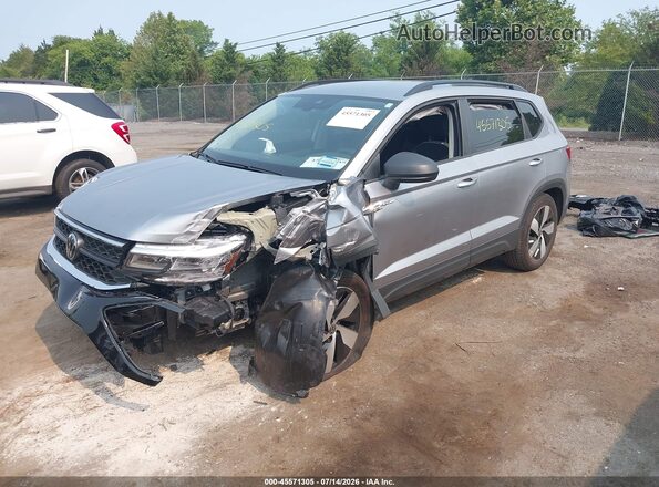 3VV8X7B27RM061993 2024 VOLKSWAGEN TAOS Silver Vista tres cuartos delantera izquierda