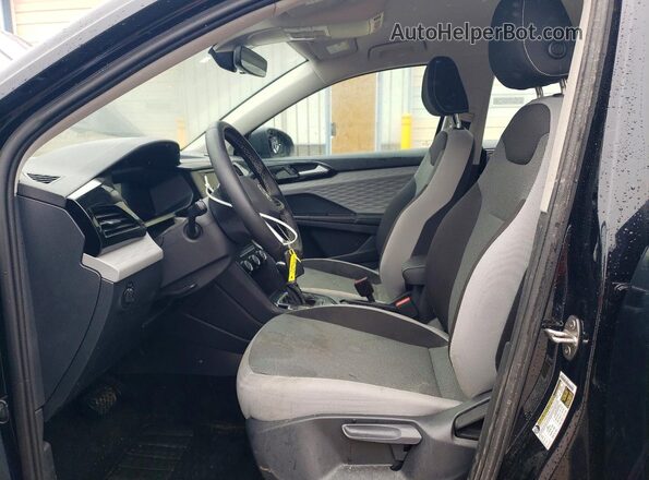 3VV8X7B27RM122095 2024 VOLKSWAGEN TAOS Черный Вид салона спереди