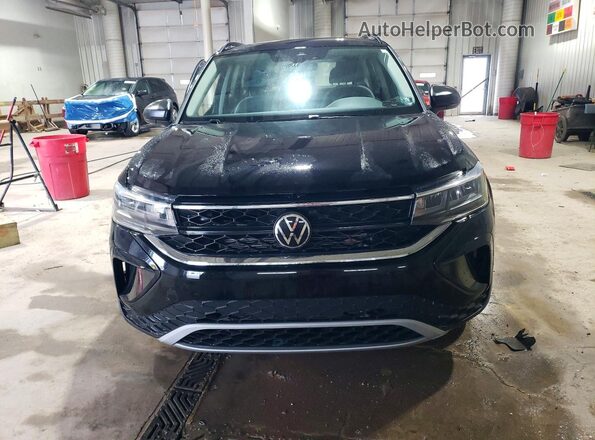 3VV8X7B27RM122095 2024 VOLKSWAGEN TAOS Черный Вид спереди