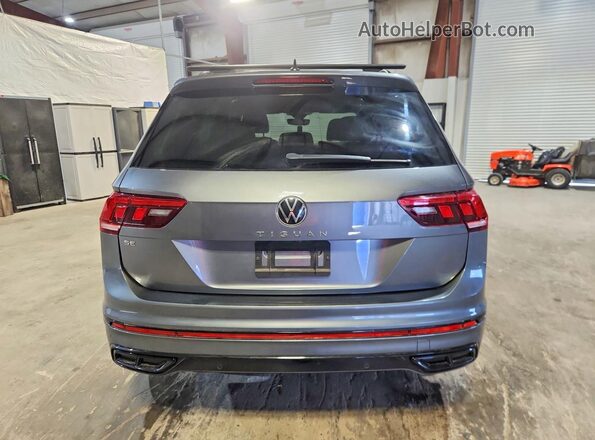 3VVCB7AX0NM061494 2022 VOLKSWAGEN TIGUAN Gray Вид ззаду