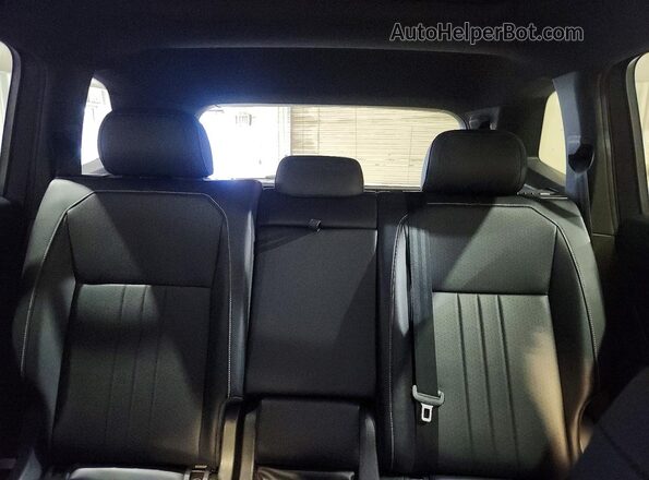 3VVCB7AX0NM061494 2022 VOLKSWAGEN TIGUAN Gray Вид задніх сидінь