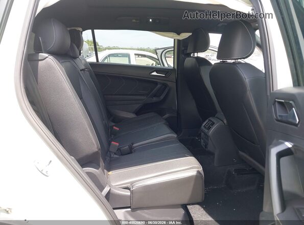 3VVCB7AX3RM020282 2024 VOLKSWAGEN TIGUAN White VIN sticker view