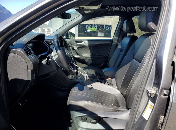 3VVCB7AX5PM126262 2023 VOLKSWAGEN TIGUAN Серый Вид салона спереди