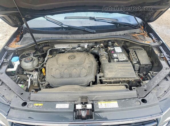 3VVCB7AX9PM001054 2023 VOLKSWAGEN TIGUAN Black ძრავის განყოფილების ხედი