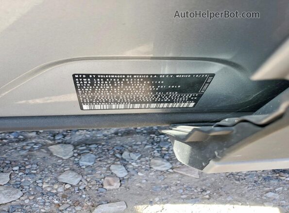 3VVCR7RM0TM017028 2026 VOLKSWAGEN TIGUAN Silver Widok komory silnika
