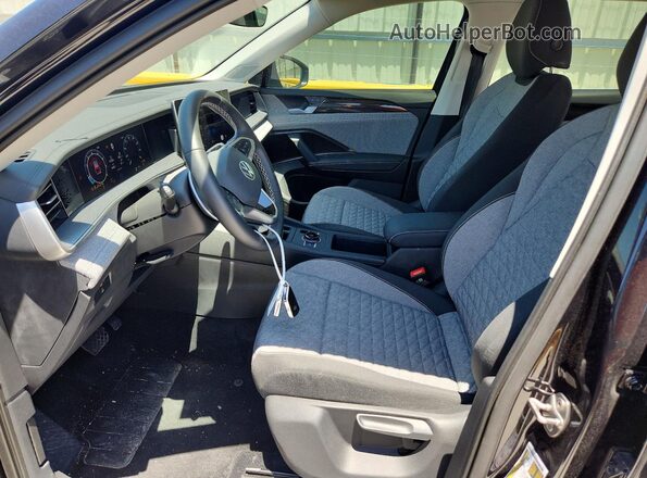 3VVCR7RM0TM026408 2026 VOLKSWAGEN TIGUAN Black Widok wnętrza z przodu