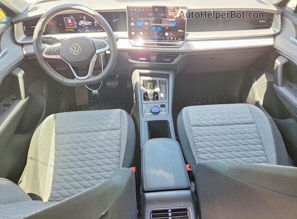 3VVCR7RM0TM026408 2026 VOLKSWAGEN TIGUAN Black Widok deski rozdzielczej