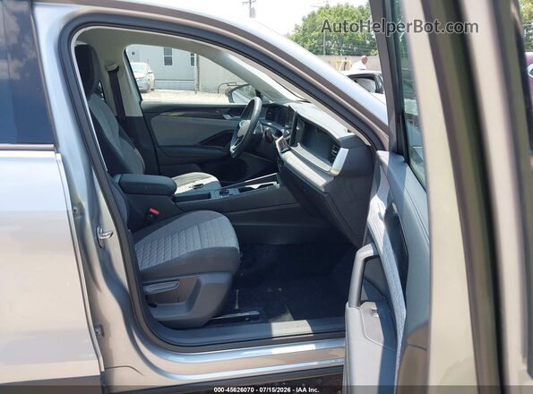 3VVCR7RM9SM038488 2025 VOLKSWAGEN TIGUAN Silver Вид салону спереду