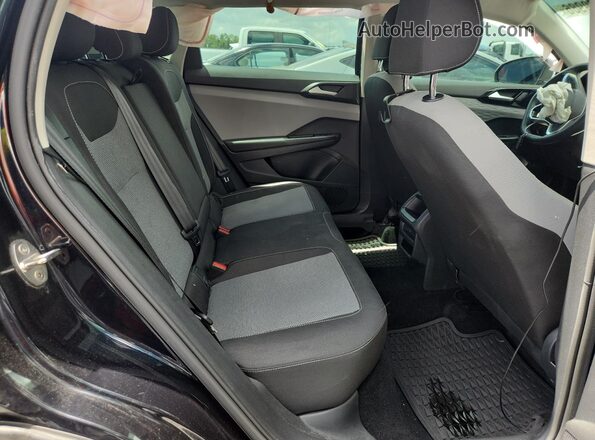 3VVCX7B24NM028616 2022 VOLKSWAGEN TAOS Черный Вид задней части салона