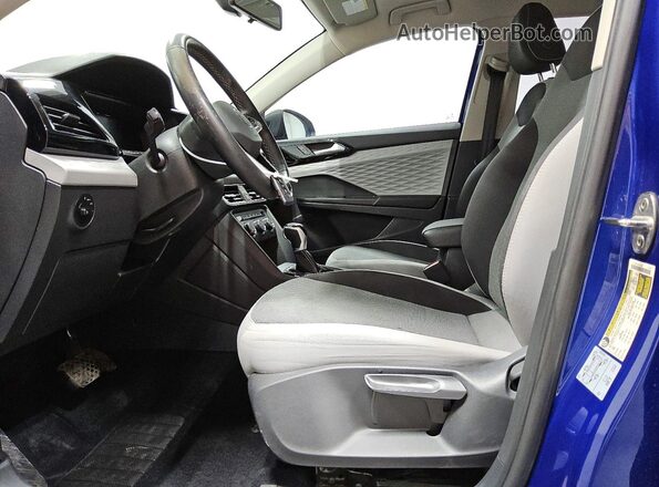 3VVDX7B25NM033814 2022 VOLKSWAGEN TAOS Синий Вид салона спереди