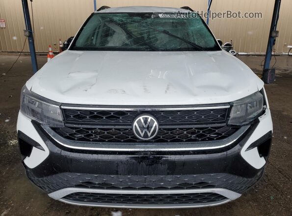3VVDX7B27NM005206 2022 VOLKSWAGEN TAOS White Вид задньої частини салону