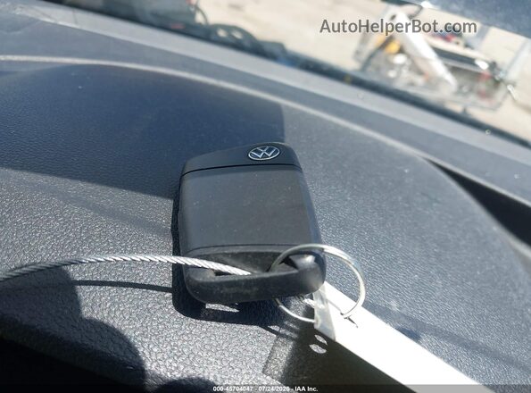 3VVDX7B28NM026579 2022 VOLKSWAGEN TAOS Black Vista del salpicadero