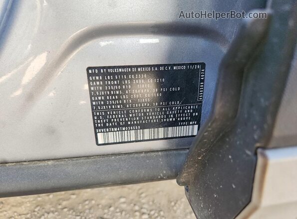 3VVER7RM4TM036559 2026 VOLKSWAGEN TIGUAN Silver Vista interior de 360 grados