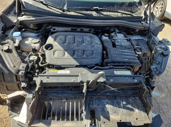 3VVER7RM4TM036559 2026 VOLKSWAGEN TIGUAN Silver Vista del compartimento del motor